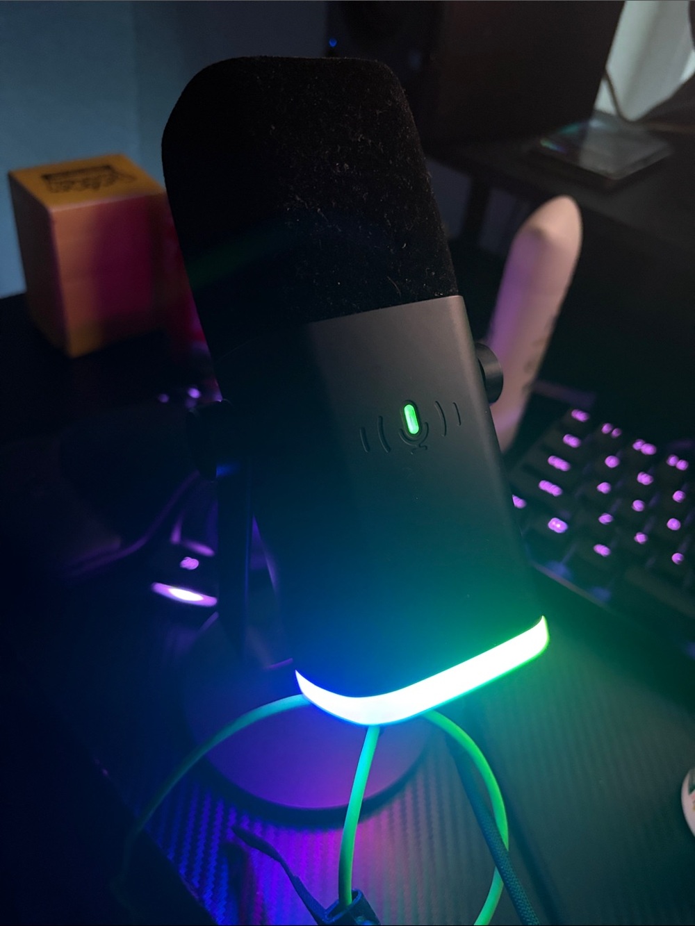 USB RGB Desktop Microphone with LED Accent - Black